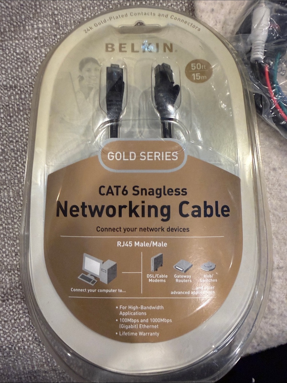 Belkin Gold Series CAT6 Snagless Networking Cable - Black and Gold Packaging